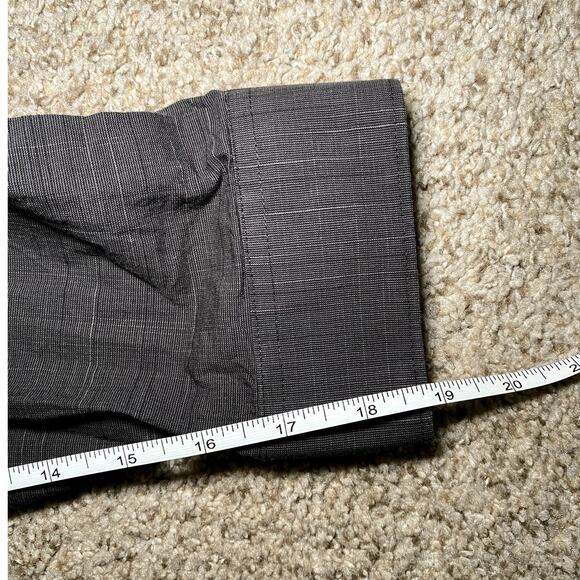 Calvin Klein Men's Grey Dress Shirt - Excellent Condition - Picture 7 of 15